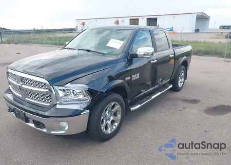 2015 Ram 1500 Laramie из США, поврежденный, VIN 1C6RR7NT7FS714057